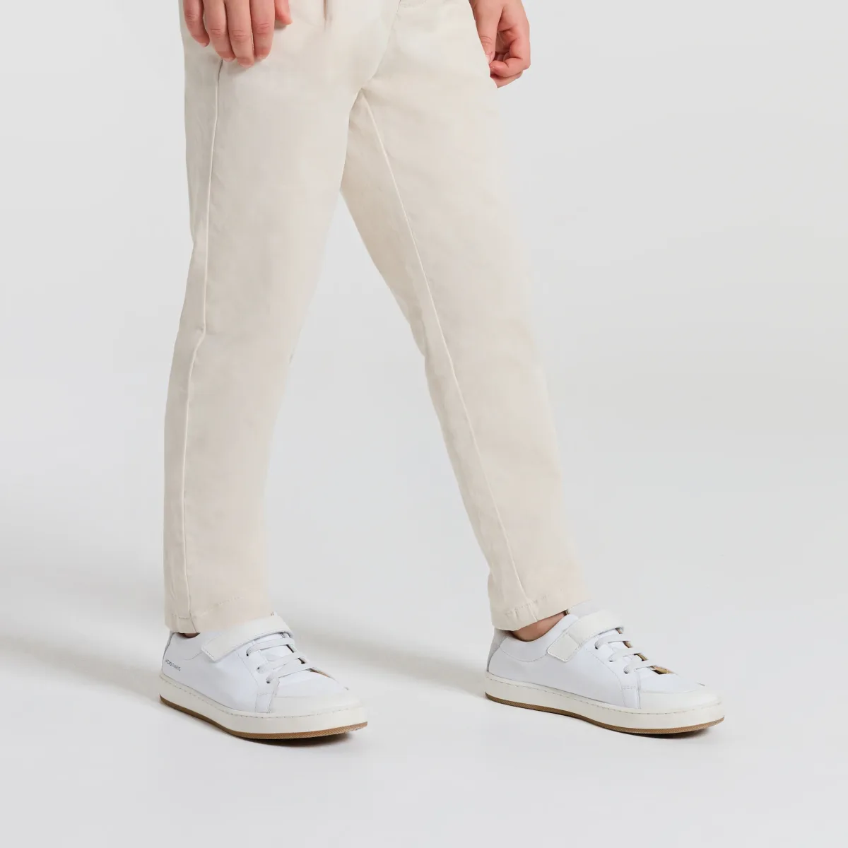 View 1 - Boy smooth leather trainers